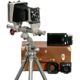 专业中,大画幅相机和配件 (Professional Cameras and Accessories)