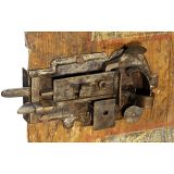 带手工制锁的橱门 (Cabinet Door with Wrought-Iron Lock)