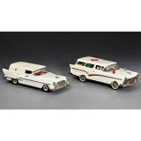 2辆玩具救护车, 约1960年