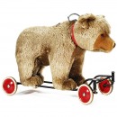 Young Bear on Wheels Steiff     1965年前后