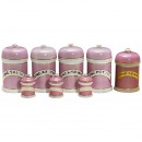 9个陶制药剂师用器皿 (9 Porcelain Pharmacy Jars)